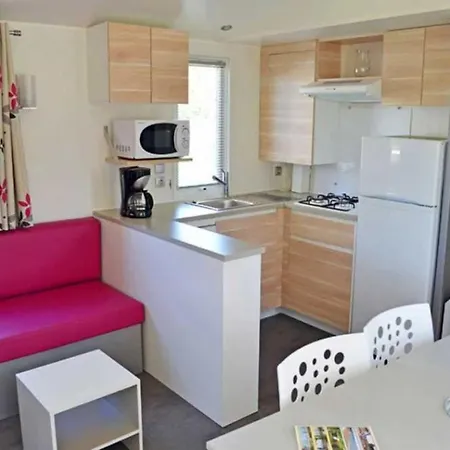 Camping 4 Etoiles - Piscine - Ccbahgh