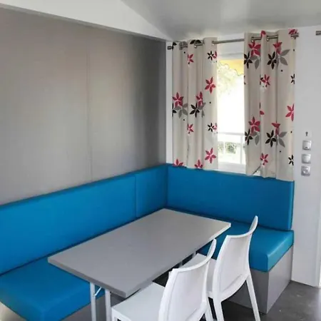 4 Etoiles - Piscine - Ccbahgh