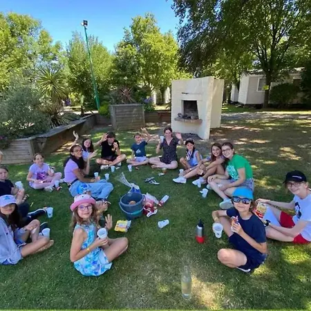 Camping 4 Etoiles - Piscine - Ccbahgh